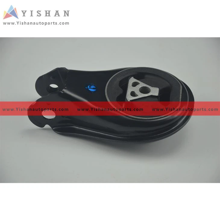 Переднє і заднє кріплення двигуна